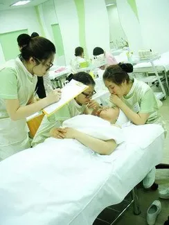 미용예술대학_치체스터대학교수_방문특강_06